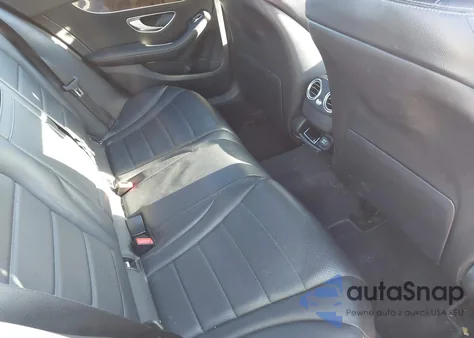 2018 Mercedes-Benz C 300 4Matic из США, поврежденный, VIN WDDWF4KB7JR351702